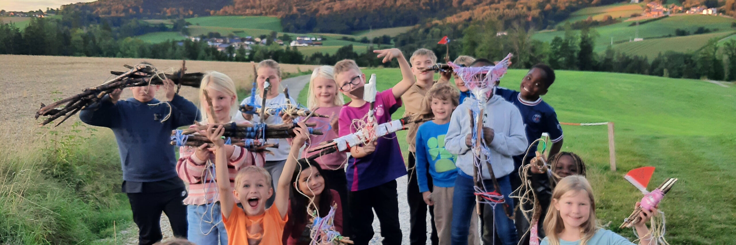 Anklicken für größere Ansicht. Anklicken für größere Ansicht.